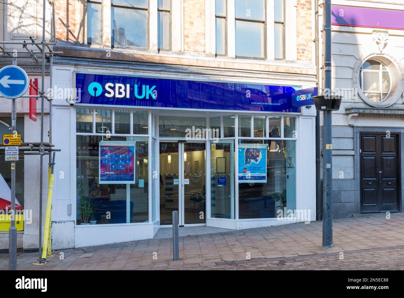 Succursale de la State Bank of India UK ou SBI UK à Queen Street, centre-ville de Wolverhampton Banque D'Images