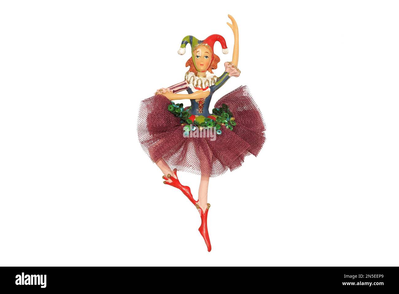 figurine d'une ballerine avec une calotte de jester isolée sur fond blanc Banque D'Images