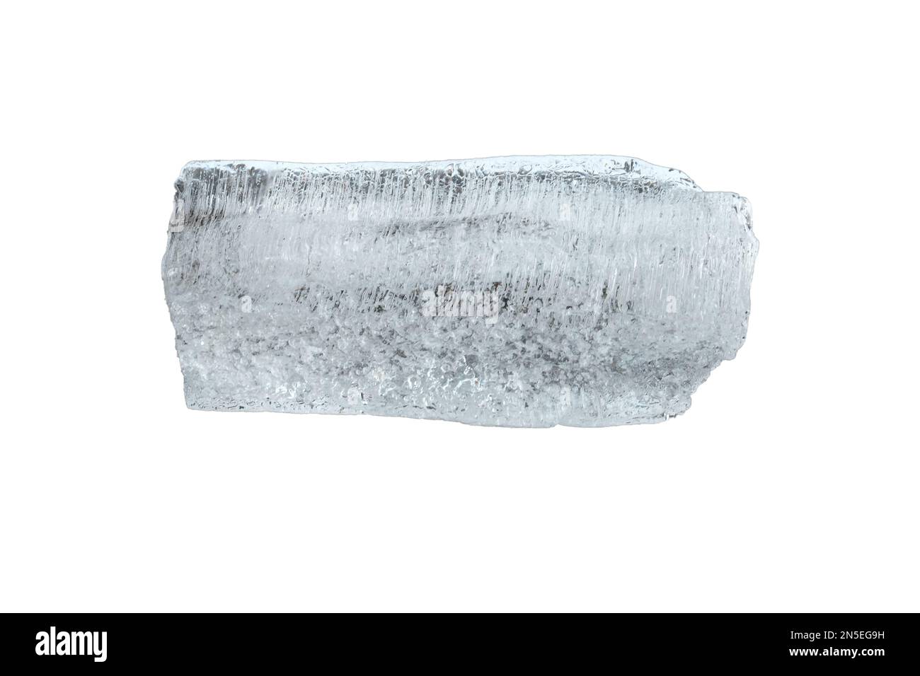 morceau de glace inégal isolé sur fond blanc Banque D'Images