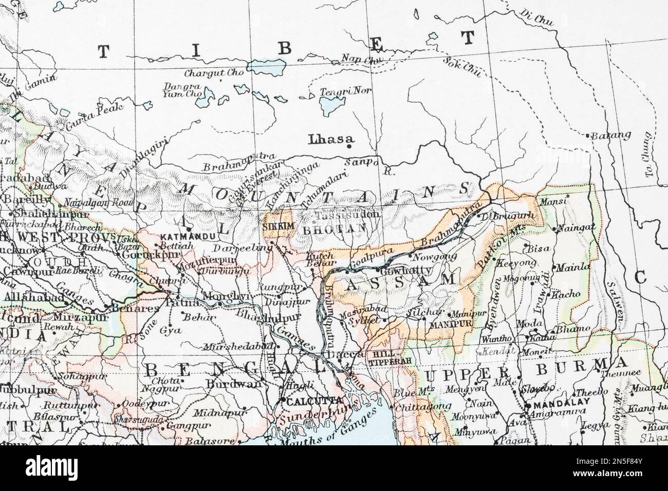 1890s carte historique de l'atlas de la frontière entre la Chine et l'Inde, avec le Népal, le Bhoutan et la région de l'Arunachal Pradesh; zones contestées par l'Inde et la Chine Banque D'Images