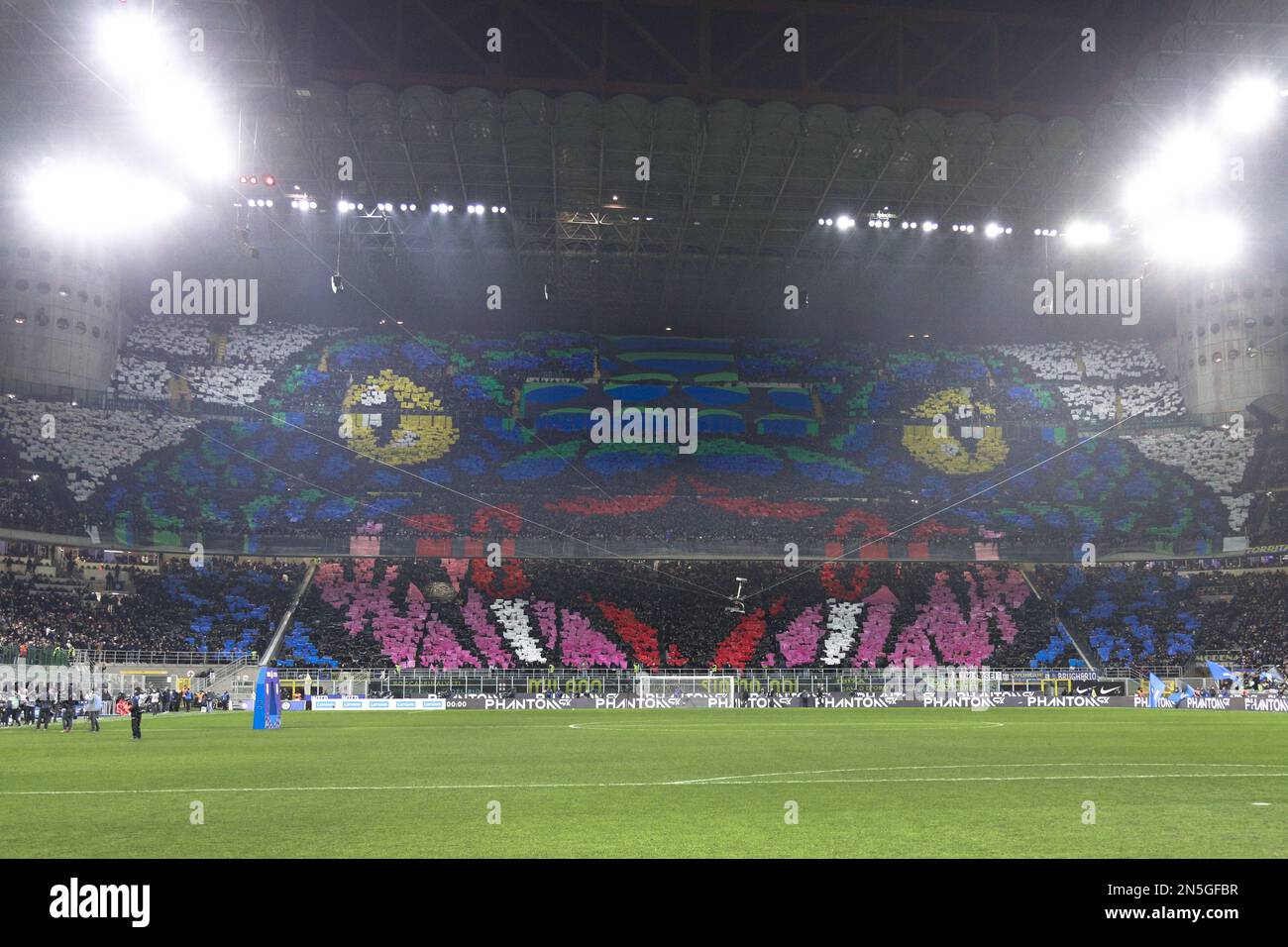 FC Inter vs AC Milan - série A Tim 2022/2023 jour 21 au stade San Siro. Le  FC Inter remporte 1-0 (photo de Fabrizio Andrea Bertani/Pacific Press/Sipa  USA Photo Stock - Alamy