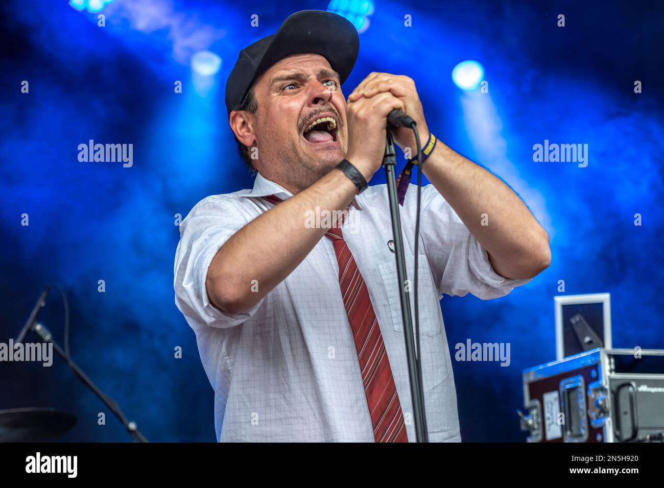 Jörkk Mechenbier von der deutschen Indie Band Trixsi live beim Orange Blossom Special Festival, Beverungen, Deutschland | la chanteuse allemande Jörkk Mechenb Banque D'Images