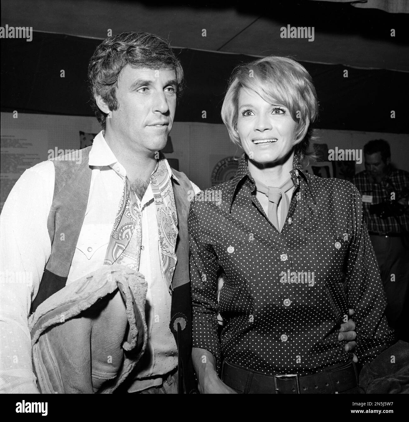 **FICHIER POTO** Burt Bacharach est décédé. Burt Bacharach et Angie Dickinson Circa années 1960 crédit: Ralph Dominguez/MediaPunch Banque D'Images