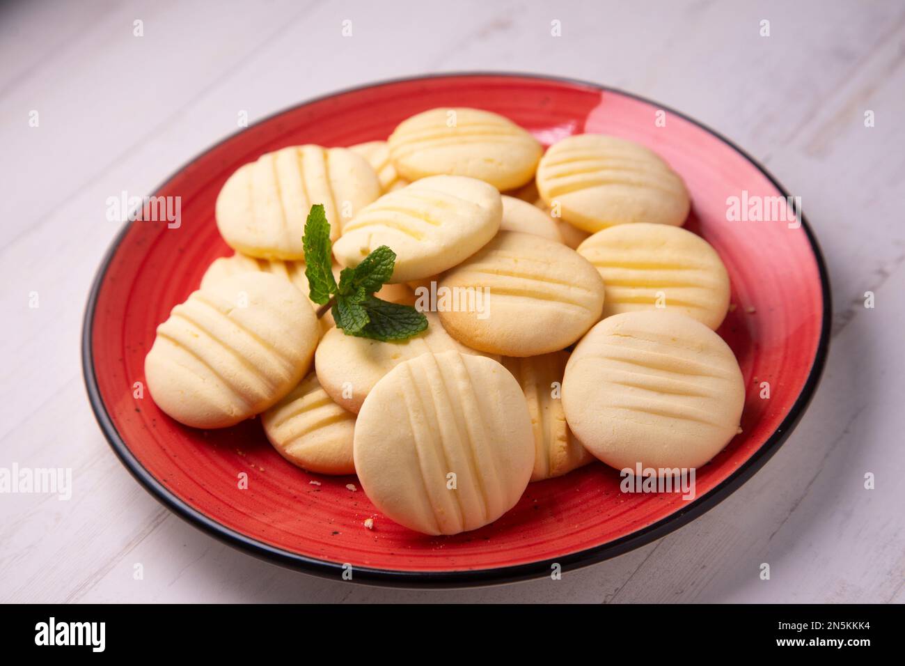Biscuits artisanaux à base de lait condensé et de fécule de maïs. Banque D'Images