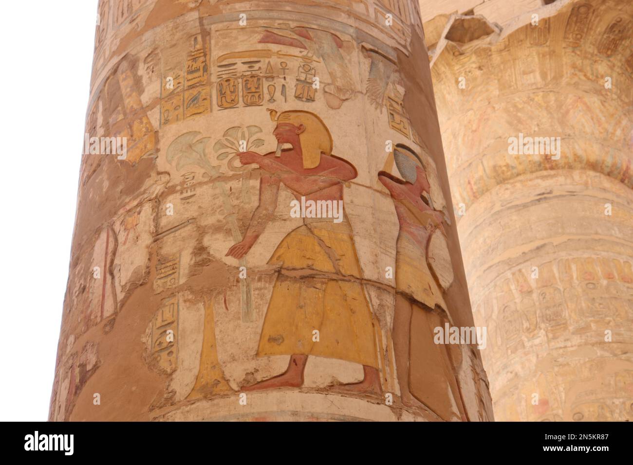 La Grande salle Hypostyle au temple de Karnak à Louxor, en Égypte Banque D'Images