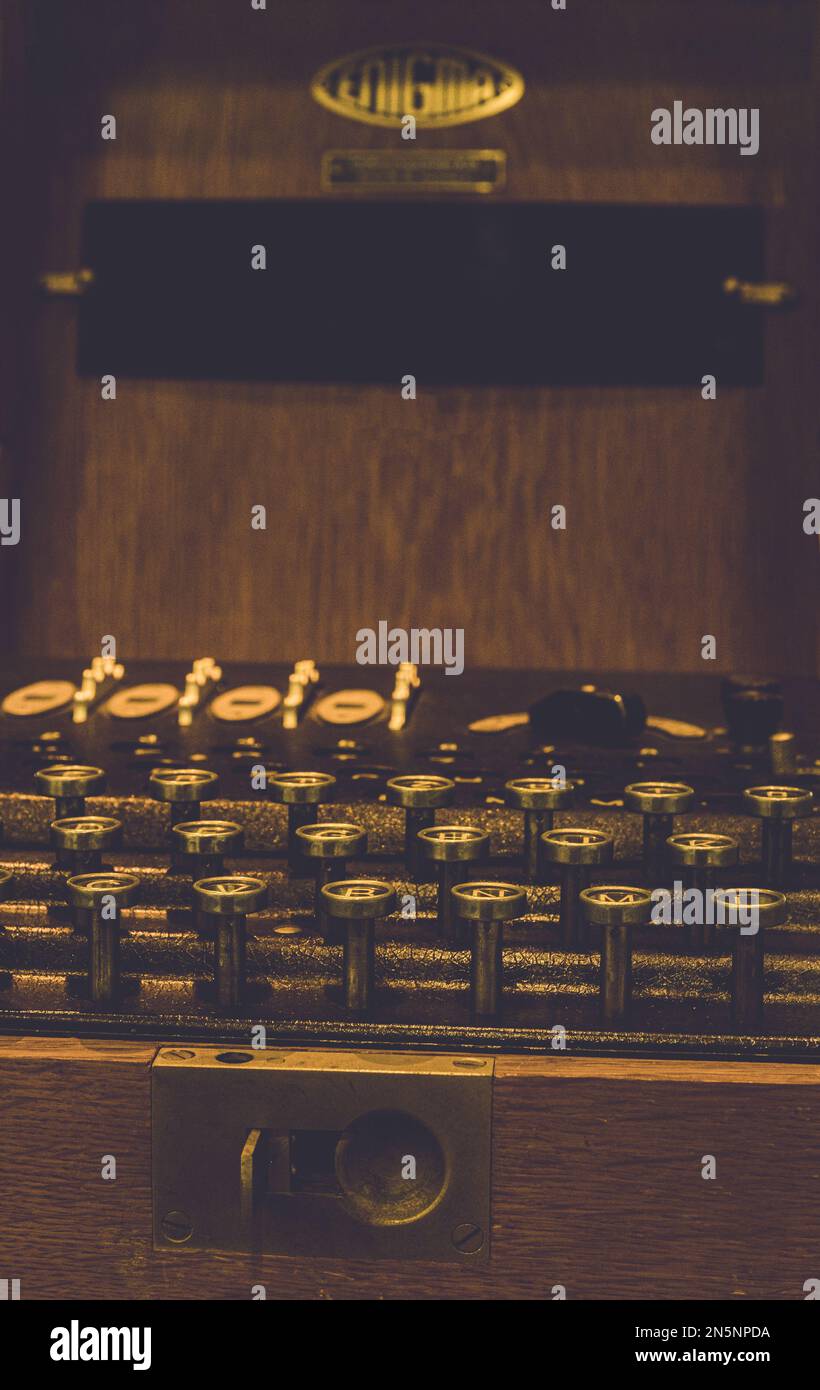 Rare allemand de la Seconde Guerre mondiale 'Enigma' clavier machine, les ampoules et les rotors de chiffrement utilisés par les briseurs de code à Bletchley Park. Banque D'Images