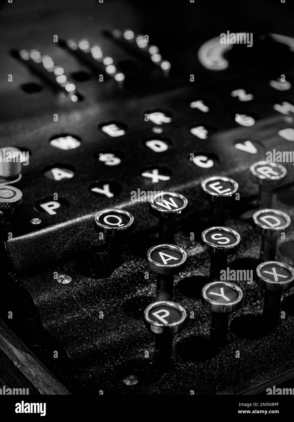 Rare allemand de la Seconde Guerre mondiale 'Enigma' clavier machine, les ampoules et les rotors de chiffrement utilisés par les briseurs de code à Bletchley Park. Banque D'Images