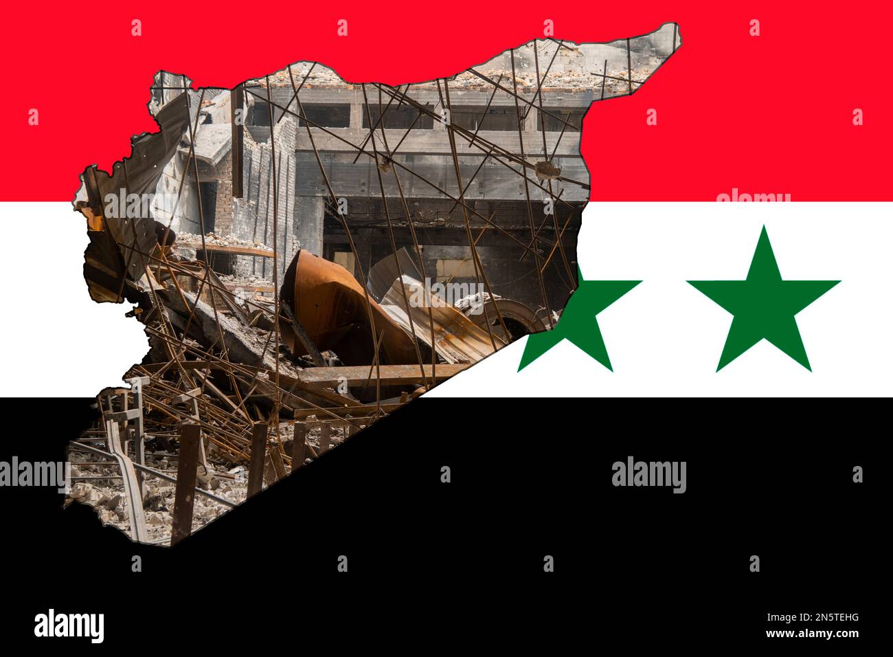 Tremblement de terre en Syrie. Bâtiment endommagé. Une image sous la forme d'une carte de la Syrie sur fond de drapeau national de la Syrie Banque D'Images