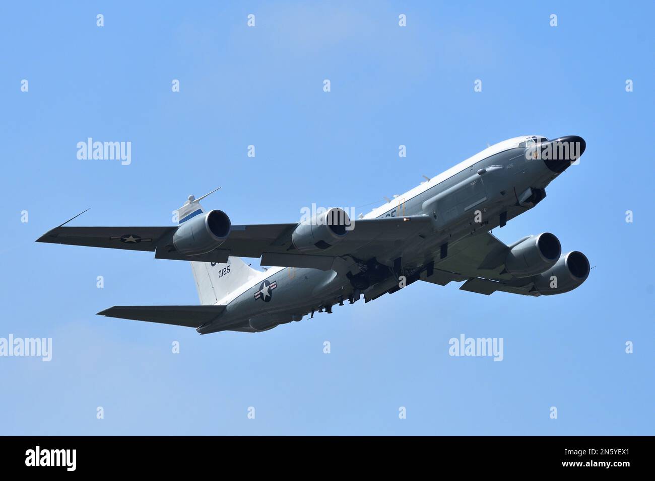 Tokyo, Japon - 06 octobre 2018 : Boeing RC-135W de la Force aérienne des États-Unis avion SIGINT (signaux de renseignement). Banque D'Images
