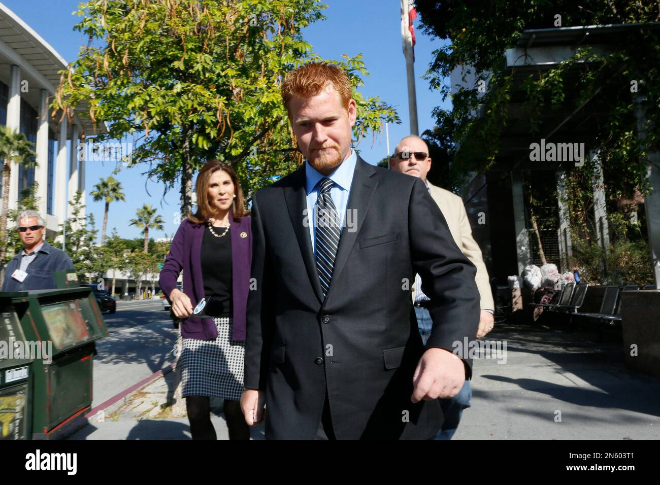 RETRANSMISSION TO FIX TYPO IN DATELINE Redmond O'Neal, leaves court for