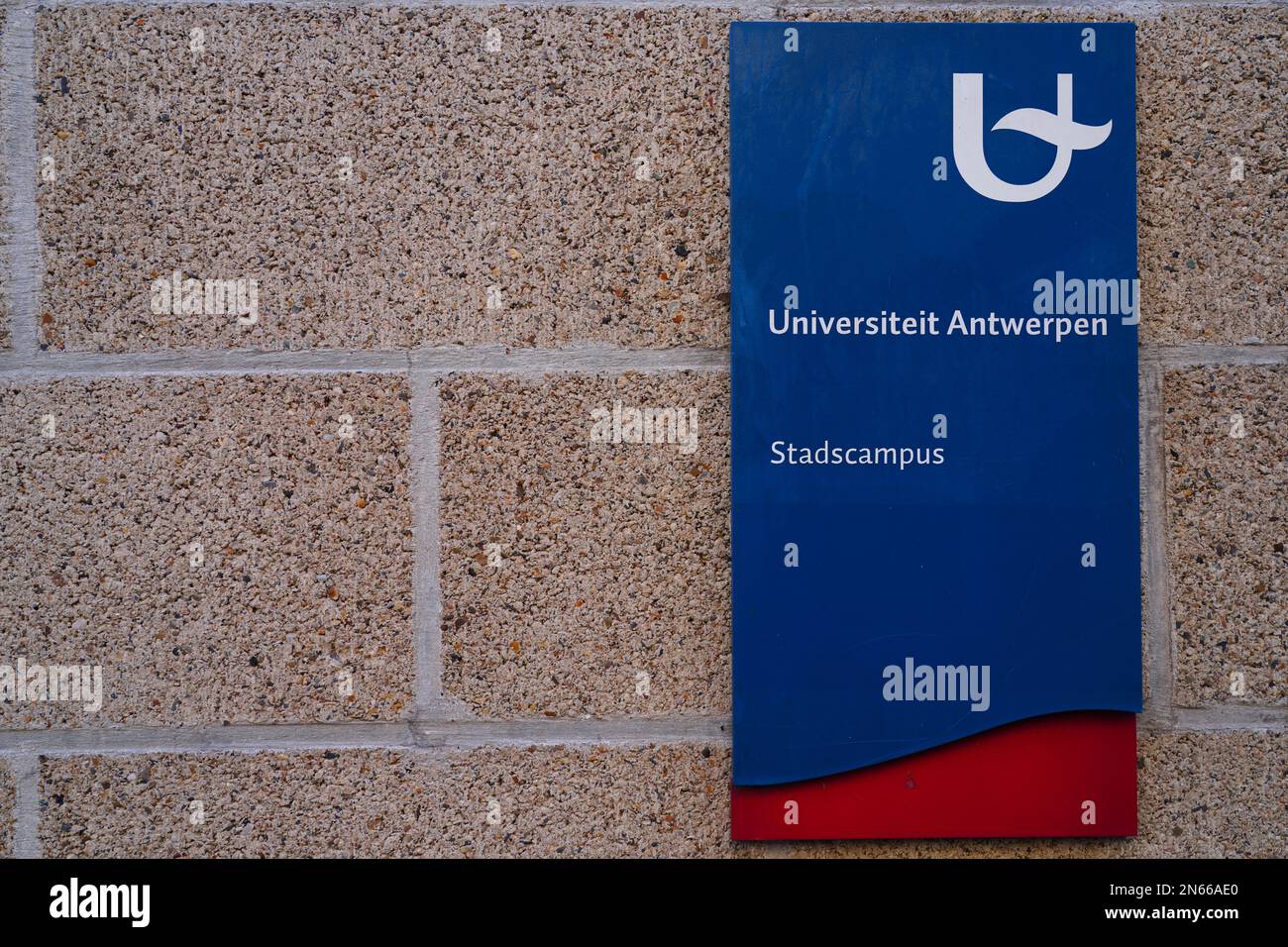 ANVERS, BELGIQUE –18 OCT 2022- vue sur le Stadscampus de l'Université d'Anvers (UAnvers, Universiteit Antwerpen), une combinaison de la et historique Banque D'Images