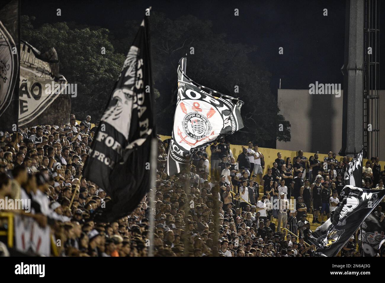 Sao Paulo, Sao Paulo, Brésil. 9th févr. 2023. (SPO) l'équipe de Sao Bernardo do Campo bat Corinthiens pour le championnat Paulista. 9 février 2023. Brésil, Sao Paulo, Sao Bernardo do Campo: Match entre Sao Bernardo FC et Corinthiens, valable pour la manche 7th du Championnat de football Paulista, Paulistao 2023, tenu à Estadio Municipal 1Ã‚Âº de Maio, à Sao Bernardo do Campo. Campo - SP, dans la nuit du jeudi, 9 février 2023. L'équipe de Sao Bernardo do Campo a gagné par le score de 2x0. Crédit: Ronaldo Barreto/Thenews2 (Credit image: © Ronaldo Barreto/TheNEWS2 via ZUMA Press Wire) E Banque D'Images