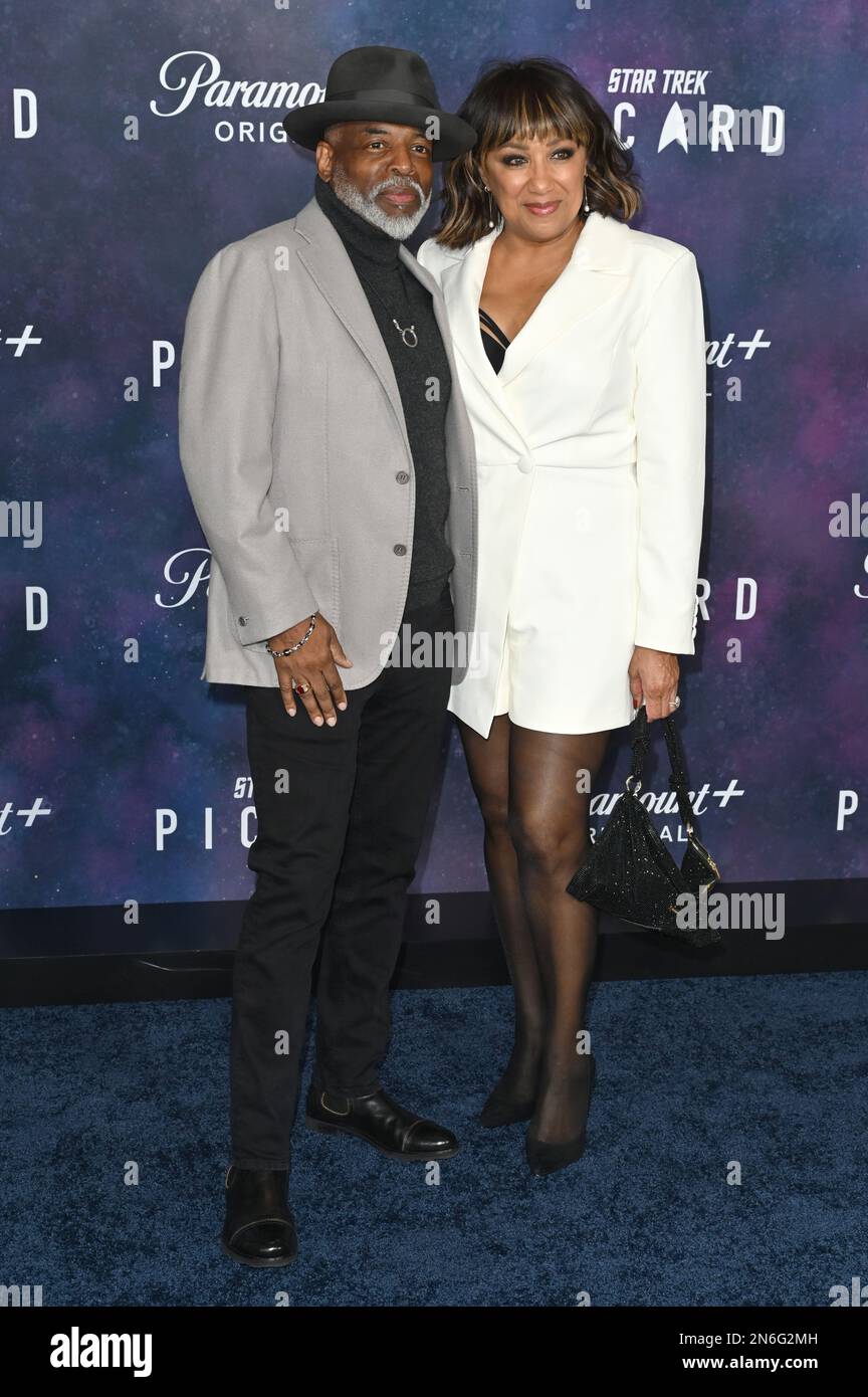 Los Angeles, États-Unis. 09th févr. 2023. Le Var Burton et Stephanie Cozart Burton à la première de 'Star Trek Picard' au TCL Chinese Theatre, Hollywood. Crédit photo : Paul Smith/Alamy Live News Banque D'Images