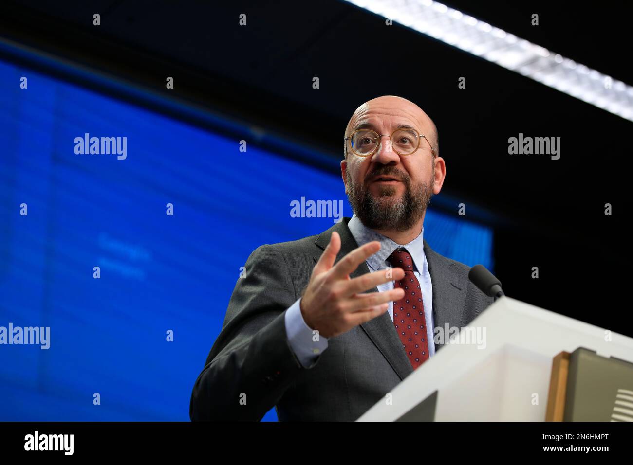 Belgique / Bruxelles 09/02/2023, Nicolas Landemard / le Pictorium - Illustration de l'hémicycle du Parlement européen - 10/2/2023 - Belgique / Bruxelles / Bruxelles - Ursula Von Der Leyen (chef de la Commission européenne) et Charles Michel (chef du Conseil de l'Europe), A tenu une conférence de presse commune à la fin du sommet européen extraordinaire tenu dans la capitale belge. Banque D'Images