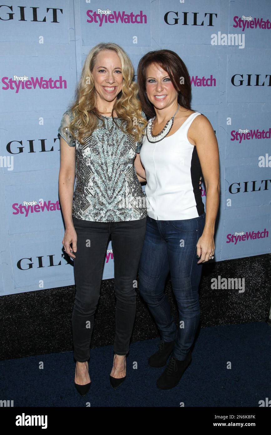 From left, People StyleWatch Editor Susan Kaufman, and Publisher Stephanie Sladkus arrive at the 2013 People StyleWatch Denim Party at the Palihouse on Thursday, Sept. 19, 2013 in Los Angeles. (Photo by Paul A. Hebert/Invision/AP) Banque D'Images