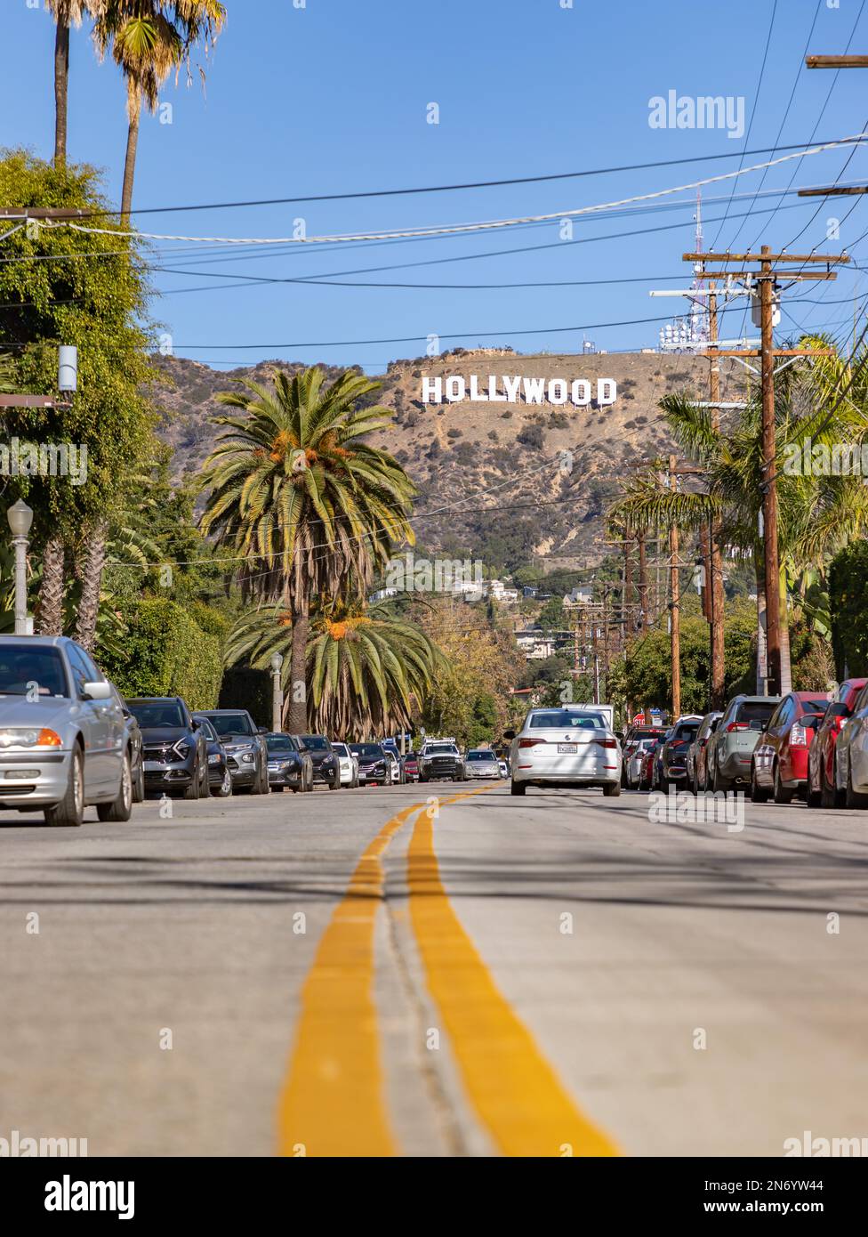Une photo du panneau Hollywood vu de North Beachwood Drive. Banque D'Images
