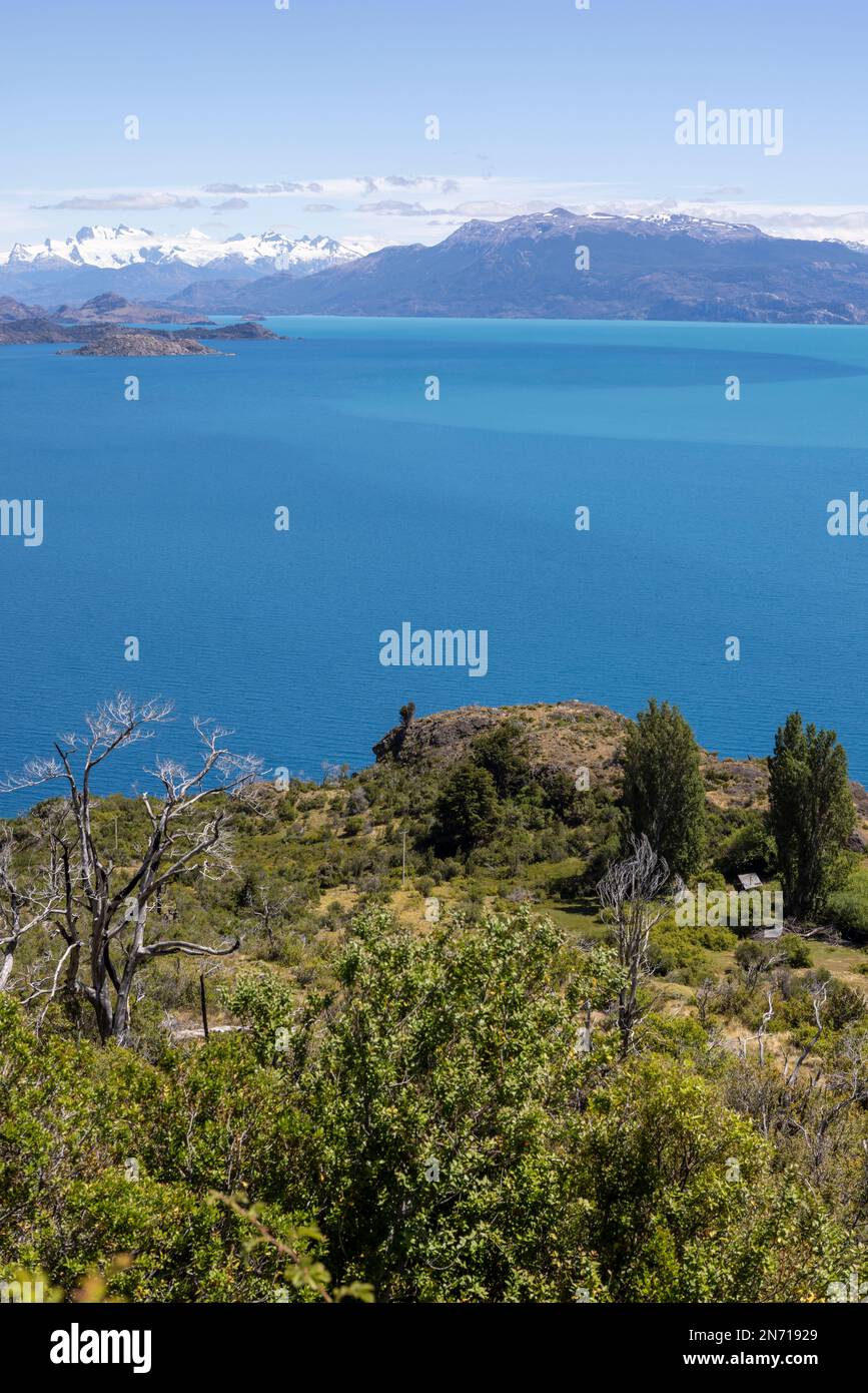 Vue sur le magnifique Lago General Carrera dans le sud du Chili Banque D'Images