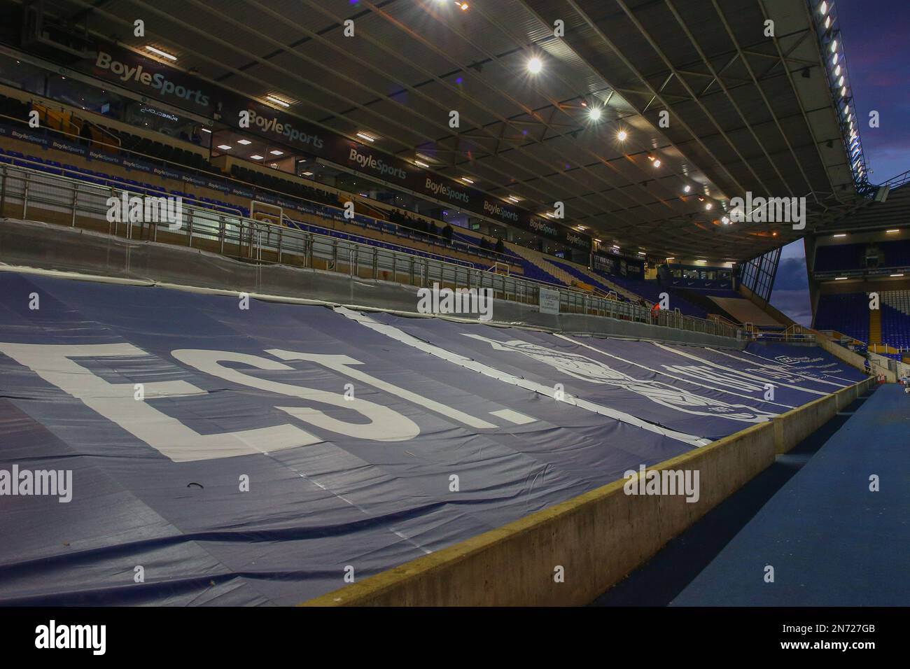 Birmingham, Royaume-Uni. 10th févr. 2023. Une vue générale des couvre-échafaudages au stade St Andrews en amont du match de championnat Sky Bet Birmingham City vs West Bromwich Albion à St Andrews, Birmingham, Royaume-Uni, 10th février 2023 (photo de Gareth Evans/News Images) à Birmingham, Royaume-Uni le 2/10/2023. (Photo de Gareth Evans/News Images/Sipa USA) Credit: SIPA USA/Alay Live News Banque D'Images