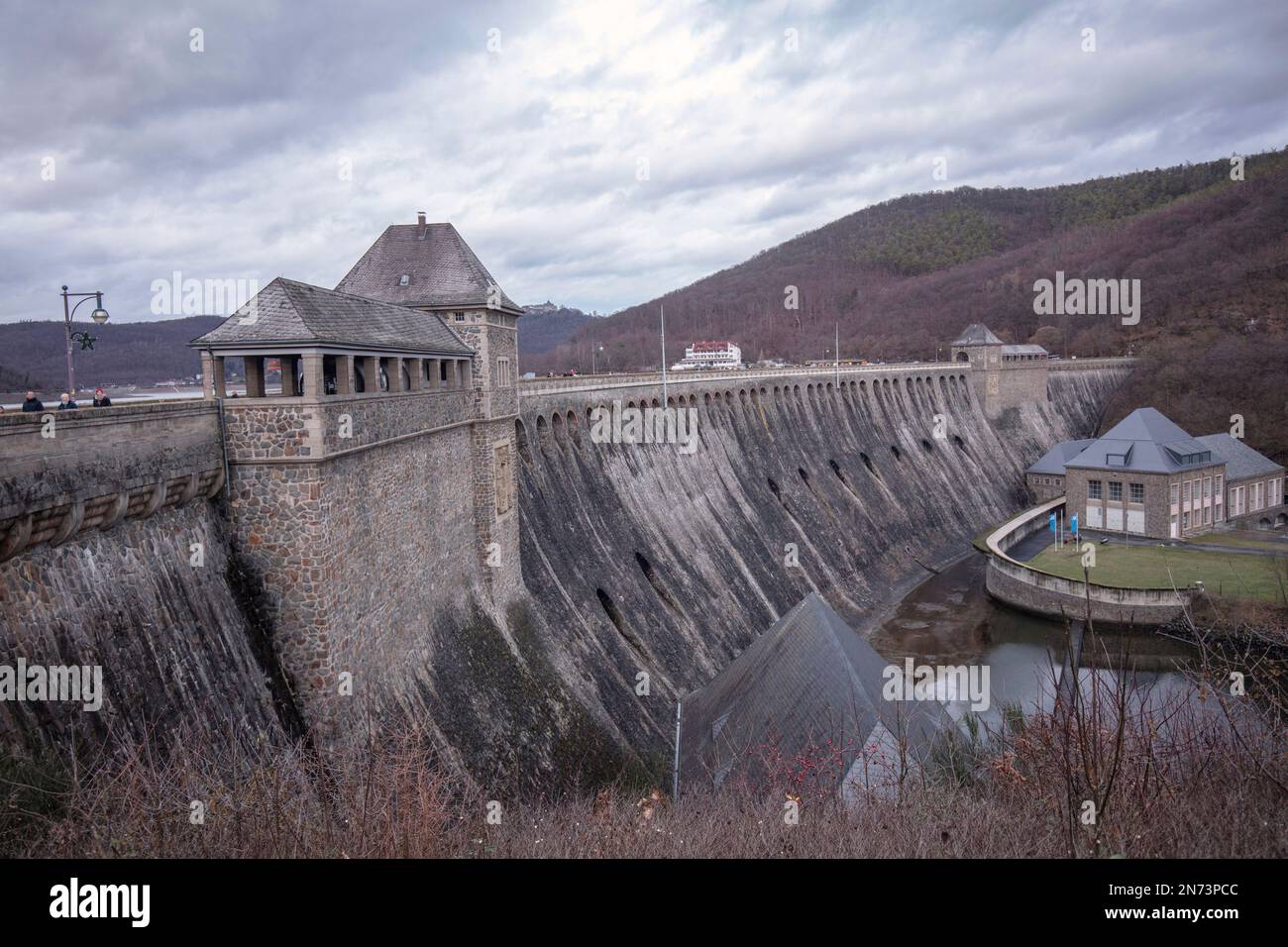 Edersee, barrage d'Eder, mur de barrage, Hesse, Allemagne Banque D'Images