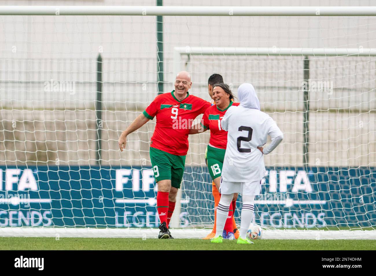 Rabat, Maroc. 10th févr. 2023. Estadio le Prince Moulay Hassan le Président de la FIFA Gianni Infantino célèbre après avoir marqué un but lors d'un match entre les légendes du Maroc de la FIFA et les légendes du monde de la FIFA, un match amical lors de la coupe du monde du Club de la FIFA 2022, tenue au Stade du Prince Moulay Abdellah à Rabat, Maroc (Richard Callis/SPP) Credit: SPP Sport presse photo. /Alamy Live News Banque D'Images
