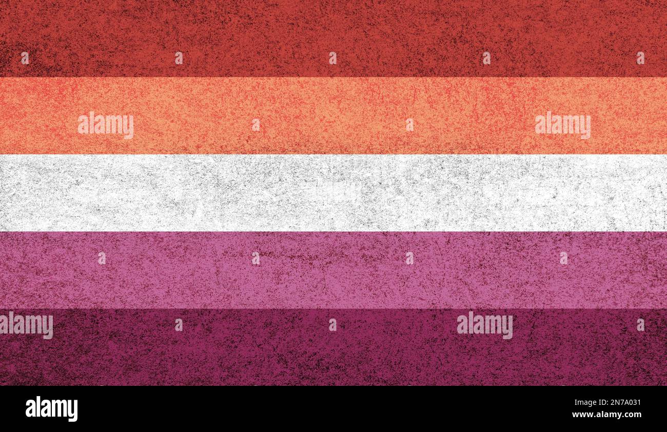 Drapeau lesbien - cinq bandes variante du drapeau lesbien rose-orange - fond coloré avec texture gritty Banque D'Images