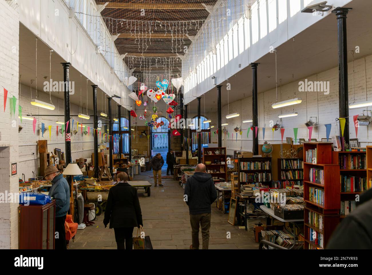 Marchés à l'intérieur des shambles, Devozes, Wiltshire, Angleterre, Royaume-Uni Banque D'Images