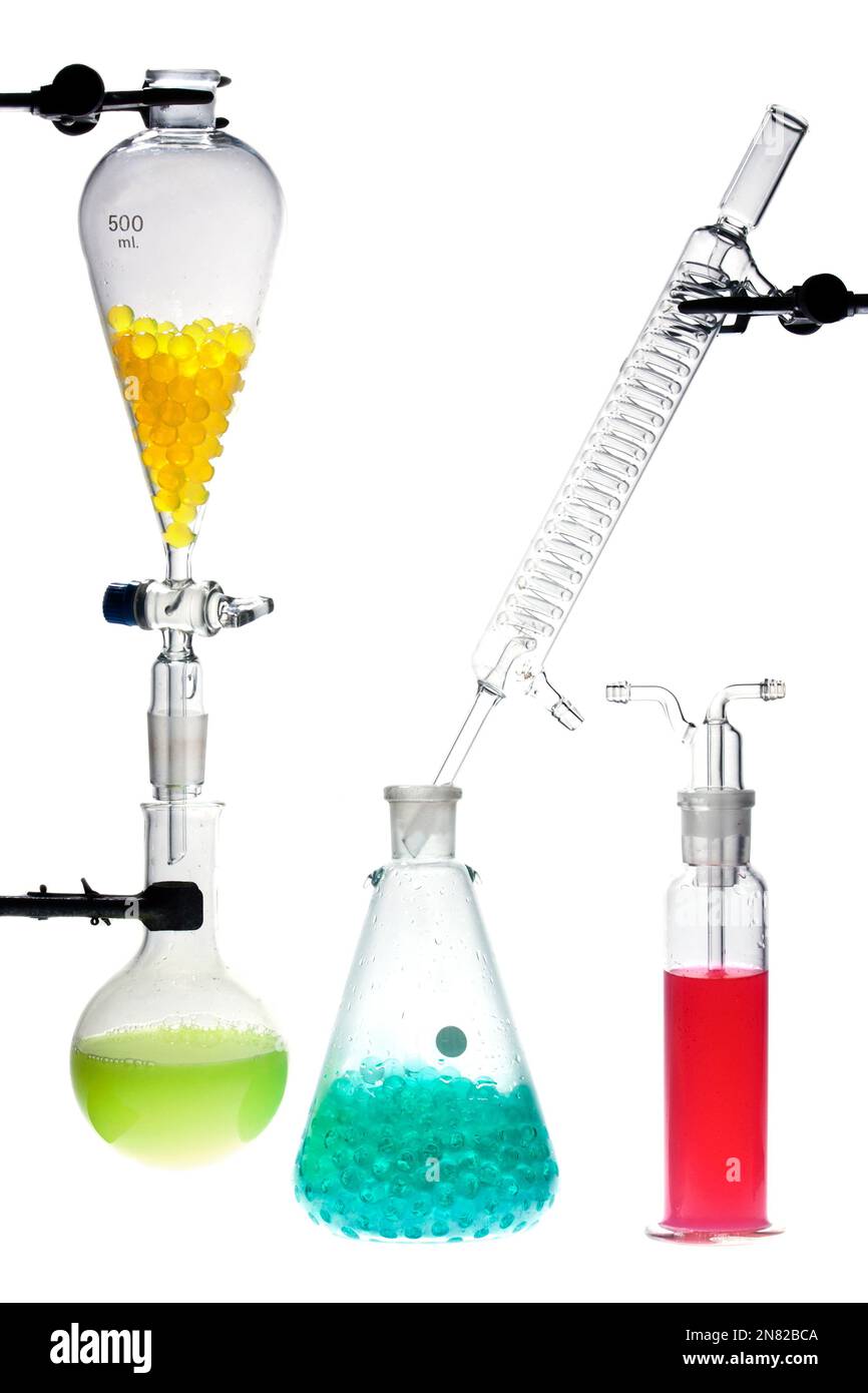 Flacons avec équipement de laboratoire pour produits chimiques Banque D'Images