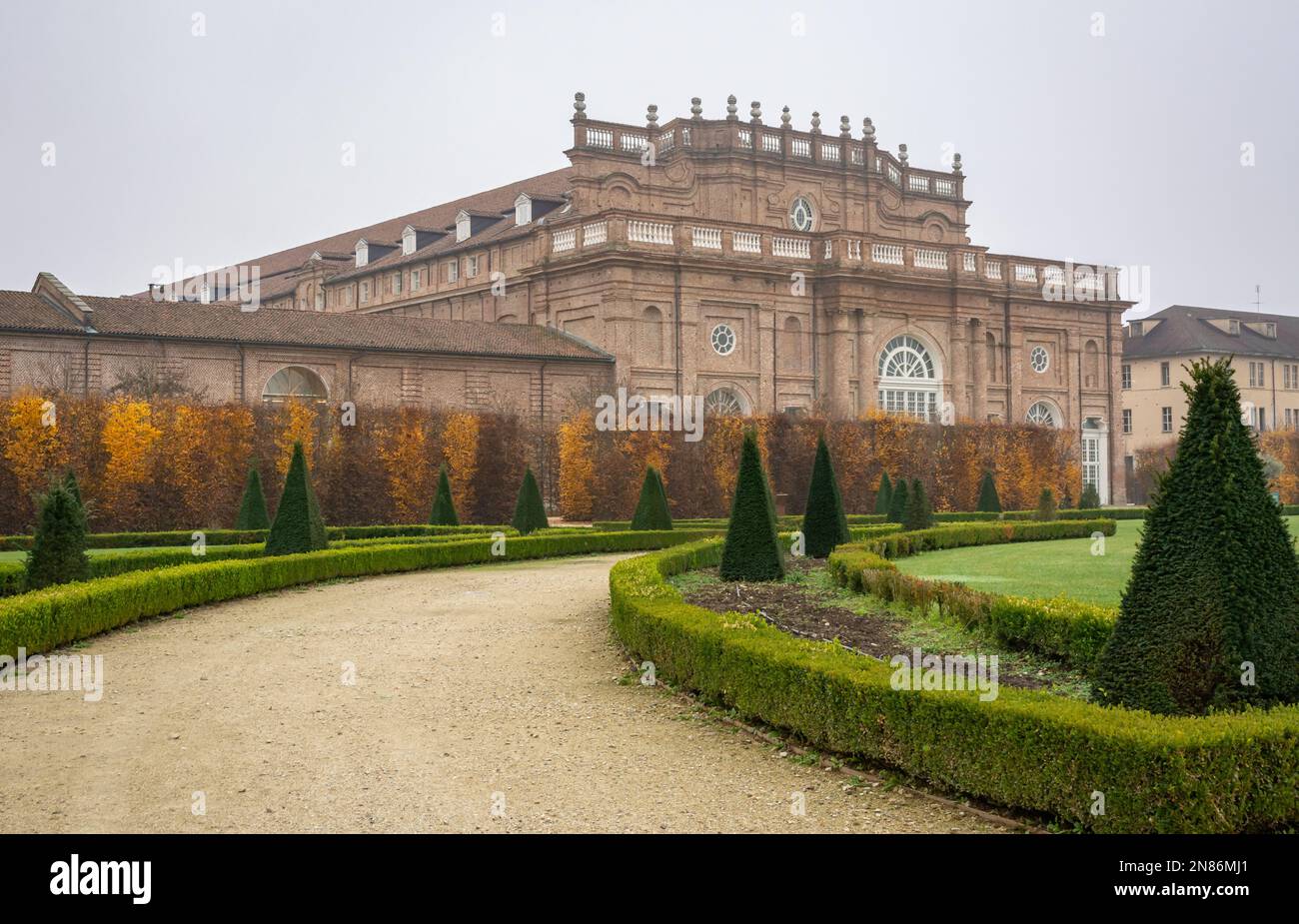 Le Palais de Venaria (Italien: Reggia di Venaria Reale) est une ancienne résidence royale et des jardins situés à Venaria Reale, près de Turin - Banque D'Images