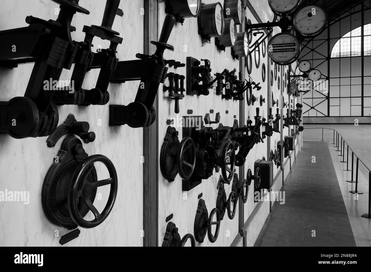 Dortmund, Allemagne - 2 février 2018: Salle des machines de Zeche Zollern. C'est un complexe de mines de charbon dur désaffectées dans le nord-ouest de la ville de Dortmund Banque D'Images