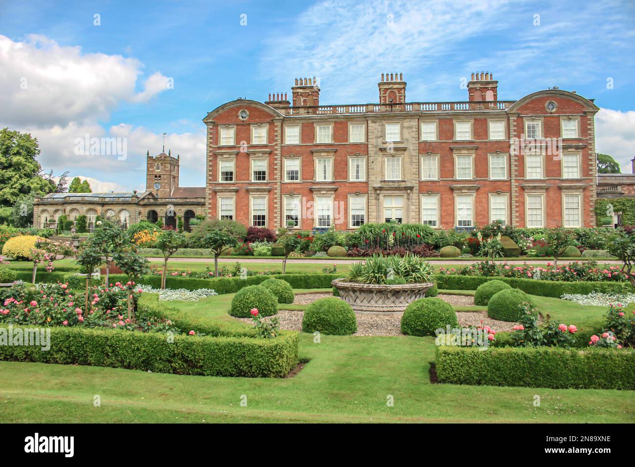 Staffordshire - Weston Park.somptueux manoir du 17e siècle avec beaux-arts, capacité Brown aménagement paysager, restaurant et café.Weston Park, Royaume-Uni Banque D'Images