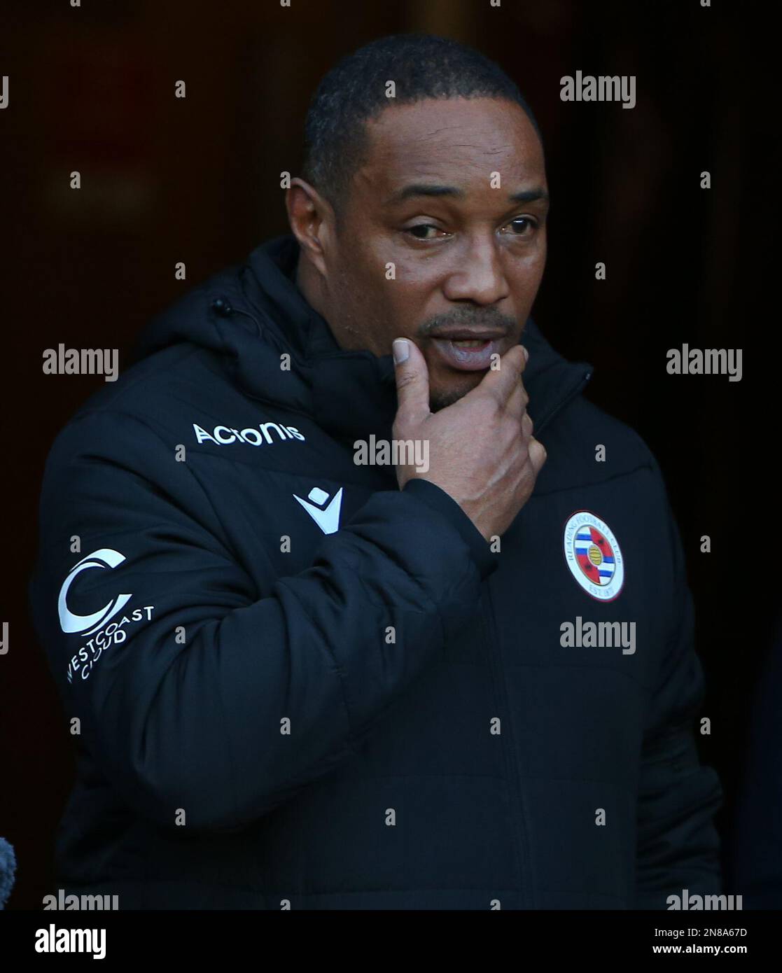 Directeur de lecture Paul Ince lors du match de championnat Sky Bet entre Sunderland et Reading au Stade de Light, Sunderland, le samedi 11th février 2023. (Photo : Michael Driver | MI News) Credit : MI News & Sport /Alay Live News Banque D'Images