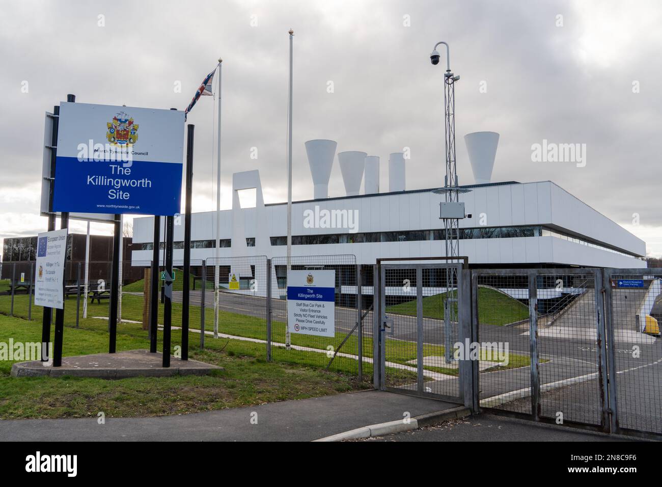 Ancien bâtiment de la station de recherche en génie du British Gas Council, à Killingworth, au nord de Tyneside, au Royaume-Uni, maintenant un site du conseil. Banque D'Images