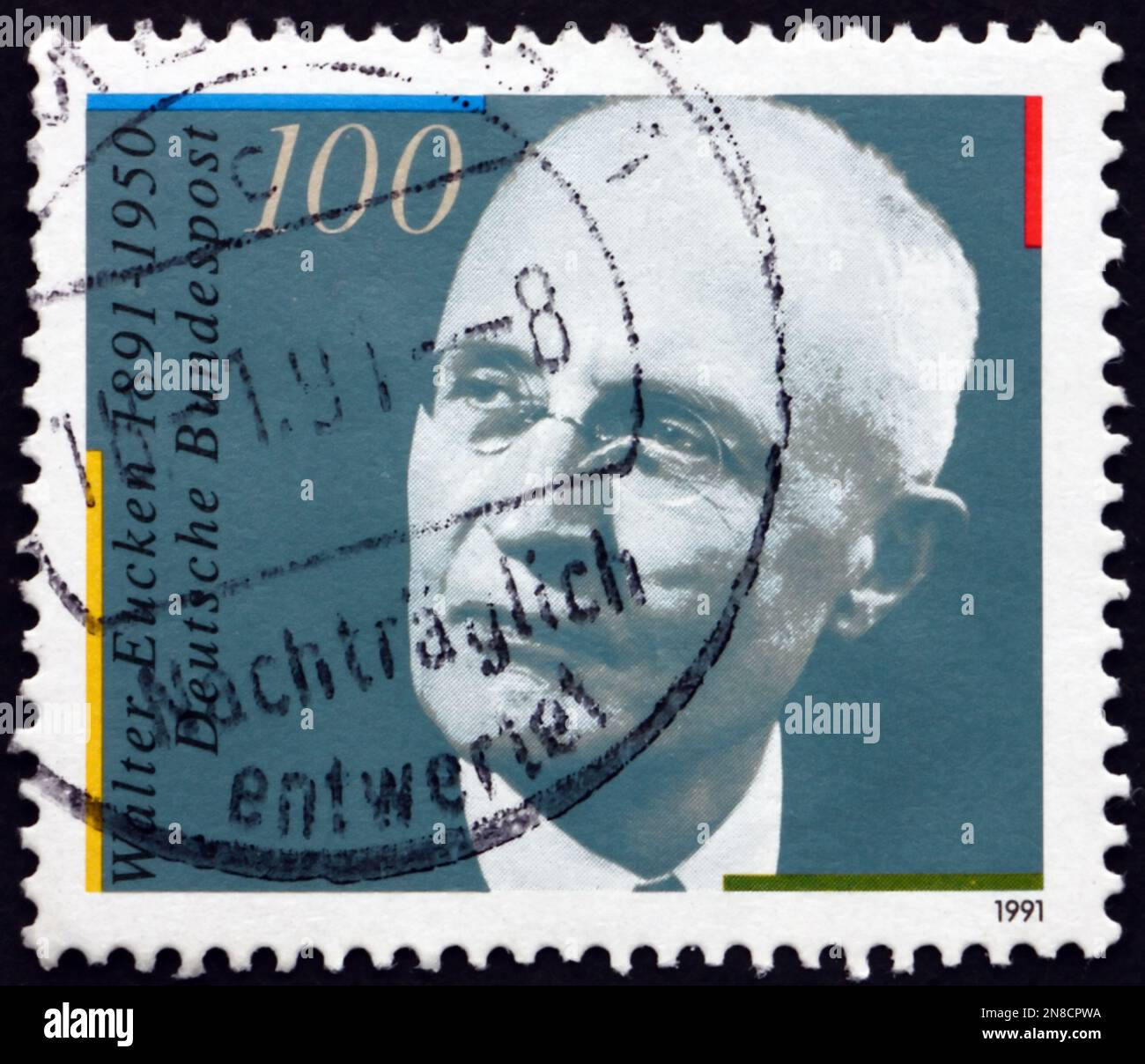 ALLEMAGNE - VERS 1991: Un timbre imprimé en Allemagne montre Walter Eucken (1891-1950), était un économiste allemand de l'école de Fribourg et père d'ordolibe Banque D'Images