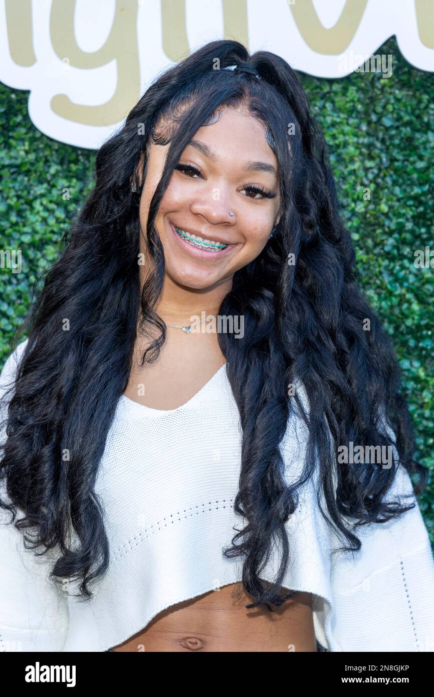 Los Angeles, États-Unis. 11th févr. 2023. Mya Johnson, @theemyanicole participe au Sommet de Teen haute vibration de la Fondation Kheris Rogers à l'Université Loyola Marymount, Los Angeles, CA 11 février 2023 crédit: Eugene Powers/Alamy Live News Banque D'Images