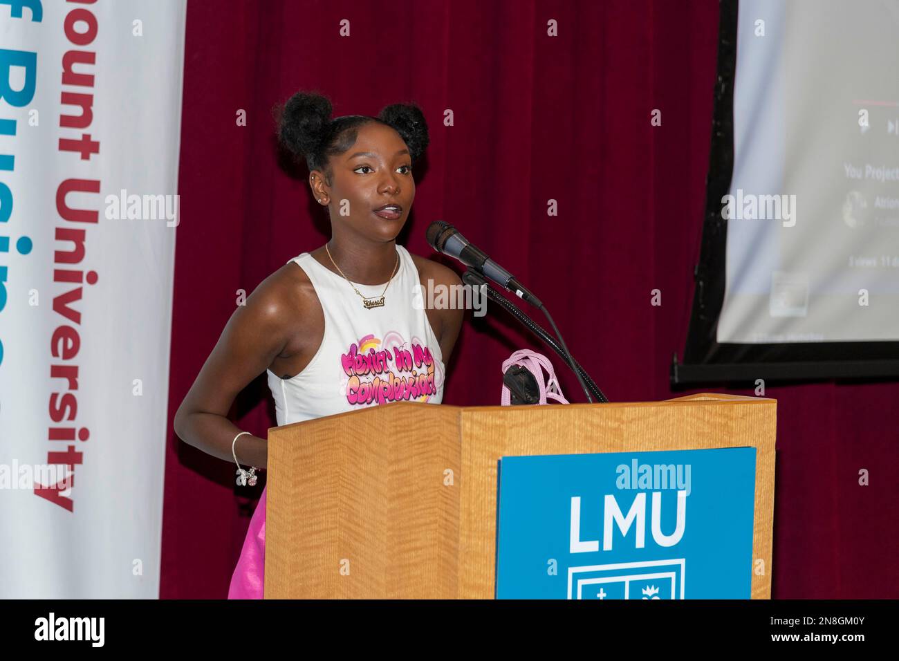 Los Angeles, États-Unis. 11th févr. 2023. Kheris Rogers participe au Sommet de la haute vibration de la Fondation Kheris Rogers à l'Université Loyola Marymount, Los Angeles, CA 11 février 2023 Credit: Eugene Powers/Alay Live News Banque D'Images