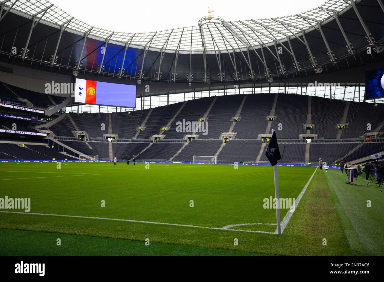 Londres, Royaume-Uni. 12th févr. 2023. Londres, Angleterre, 12 février 2023: La vue générale à l'intérieur du stade Tottenham Hotspur avant le match de la Super League féminine de Barclays FA entre Tottenham Hotspur et Manchester United au stade Tottenham Hotspur à Londres, en Angleterre. (James Whitehead/SPP) crédit: SPP Sport Press photo. /Alamy Live News Banque D'Images