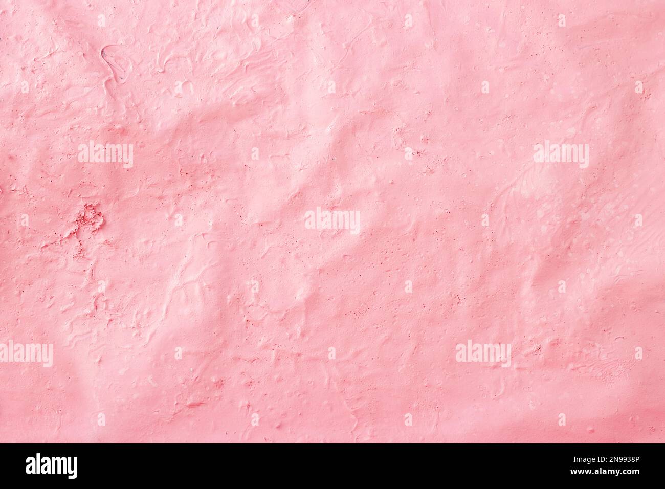Arrière-plan abstrait rose corail dégradé. La peinture rose est appliquée à la surface. Copier l'espace Banque D'Images