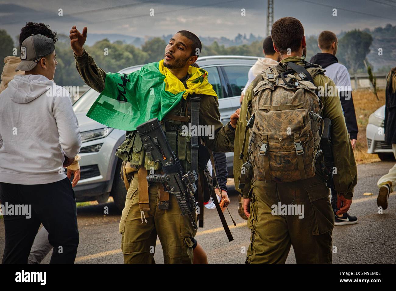 Les soldats et les citoyens de Golani défilent dans la ville de Golani  Junction, en Israël Photo Stock - Alamy