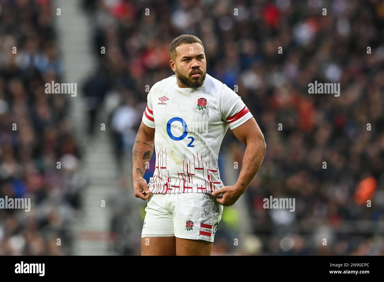 Ollie Lawrence d'Angleterre lors du match Guinness 6 Nations 2023 Angleterre contre Italie au stade de Twickenham, Twickenham, Royaume-Uni, 12th février 2023 (photo de Craig Thomas/News Images) dans, le 2/12/2023. (Photo de Craig Thomas/News Images/Sipa USA) crédit: SIPA USA/Alay Live News Banque D'Images