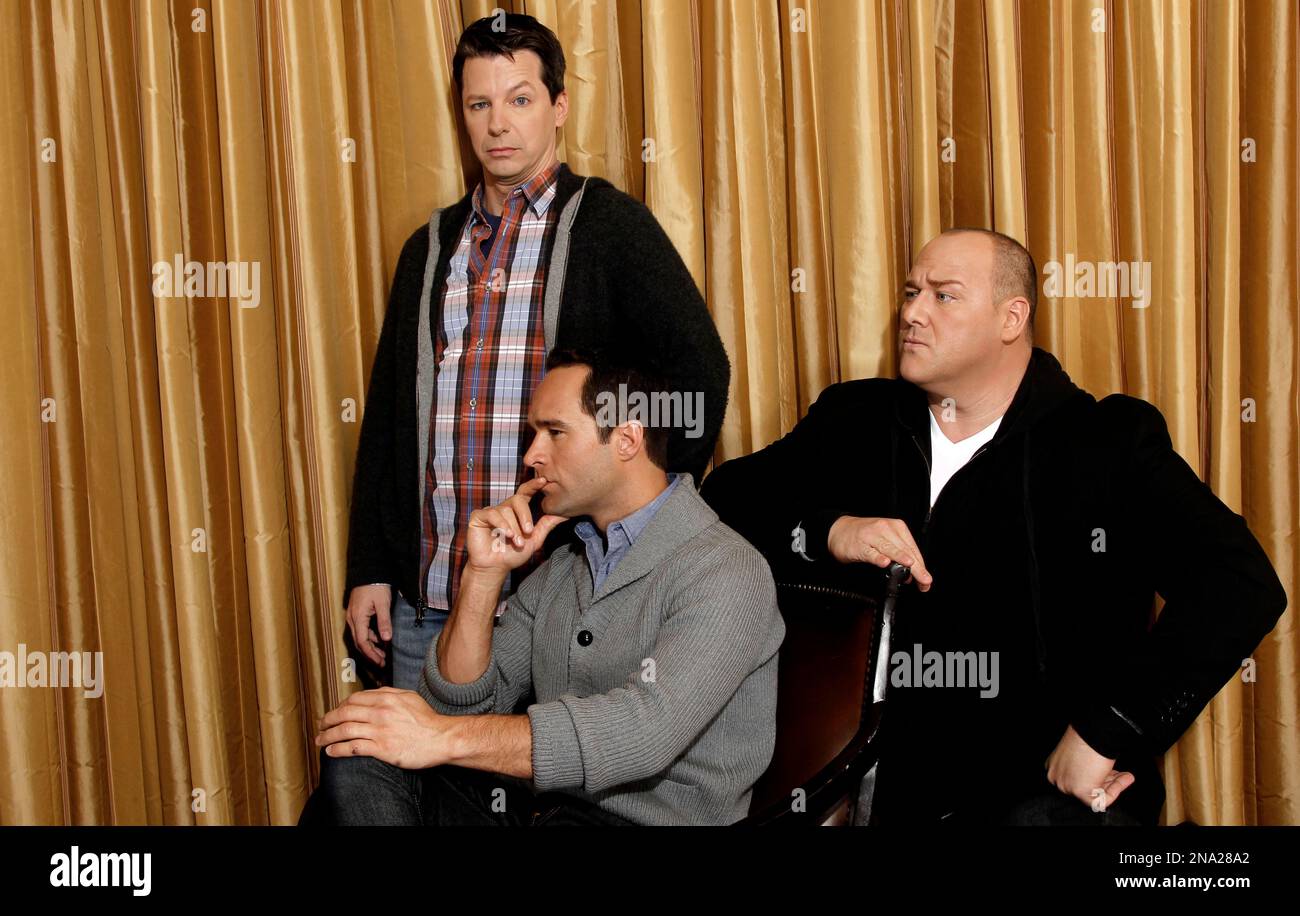 Actors Sean Hayes, left, Chris Diamantopoulos, center, and Will Sasso, from the upcoming film "The Three Stooges", pose for a portrait in Beverly Hills, Calif., Sunday, April 1, 2012. (AP Photo/Matt Sayles) Banque D'Images