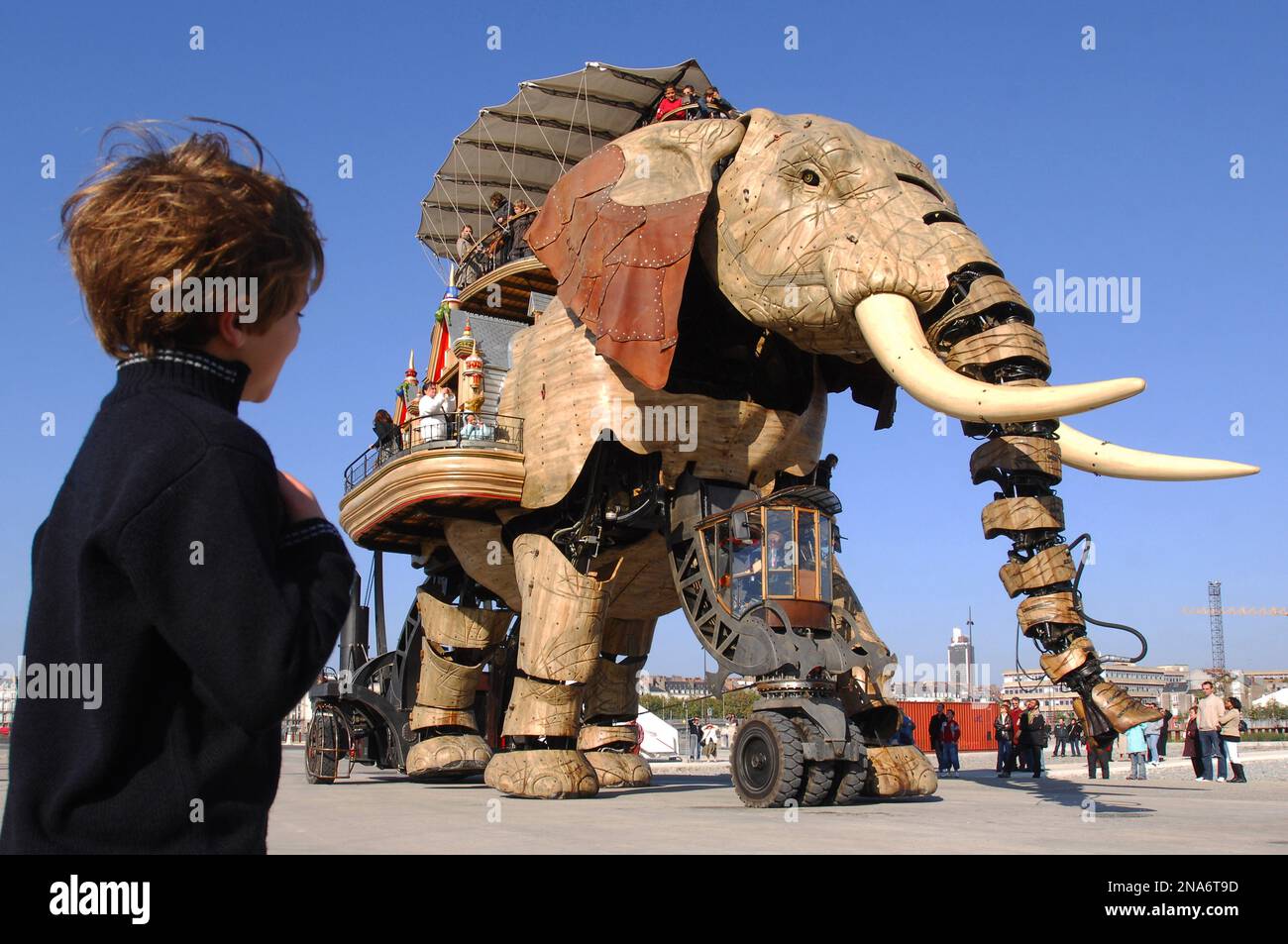 France. Pays de la Loire. Loire-Atlantique (44) Nantes. L'éléphant des machines de l'île. Créé par François Delaroziere, dans le Parc des C Banque D'Images