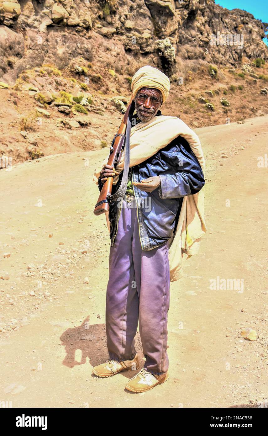 Park Ranger dans le parc national Simien d'Éthiopie ; Éthiopie Banque D'Images