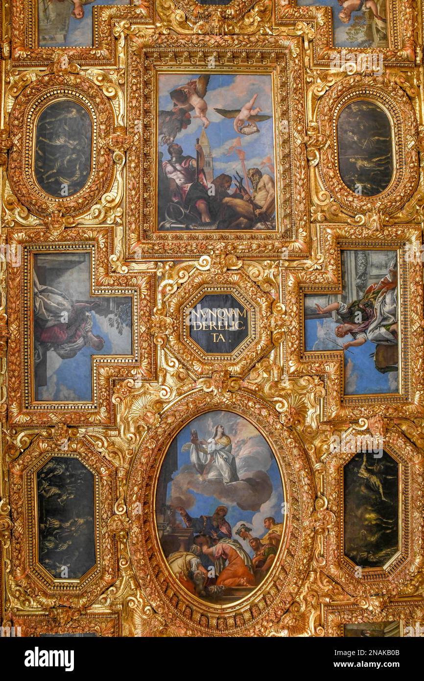 Peinture au plafond, Palais des Doges, quartier Saint-Marc, Venise, Vénétie, Italie Banque D'Images