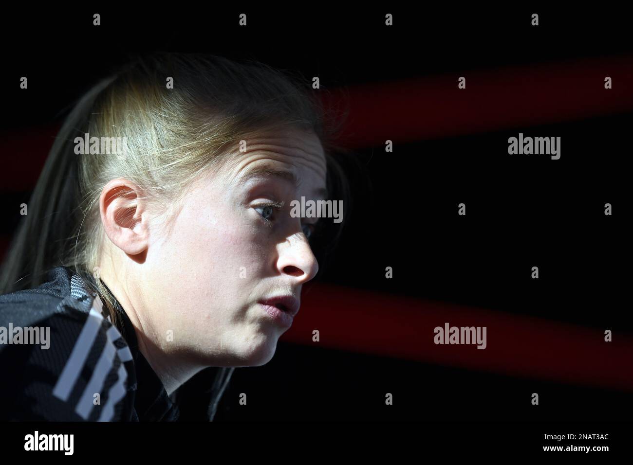 Julie Biesmans, de Belgique, photographiée lors d'un chat de presse avant une session de formation de l'équipe nationale féminine de football belge The Red Flames, à Tubize, le lundi 13 février 2023. Les Red Flames participent à la coupe Arnold Clark, un tournoi de football de l'association des femmes sur invitation, du 16 au 22 février 2023. BELGA PHOTO ERIC LALMAND Banque D'Images