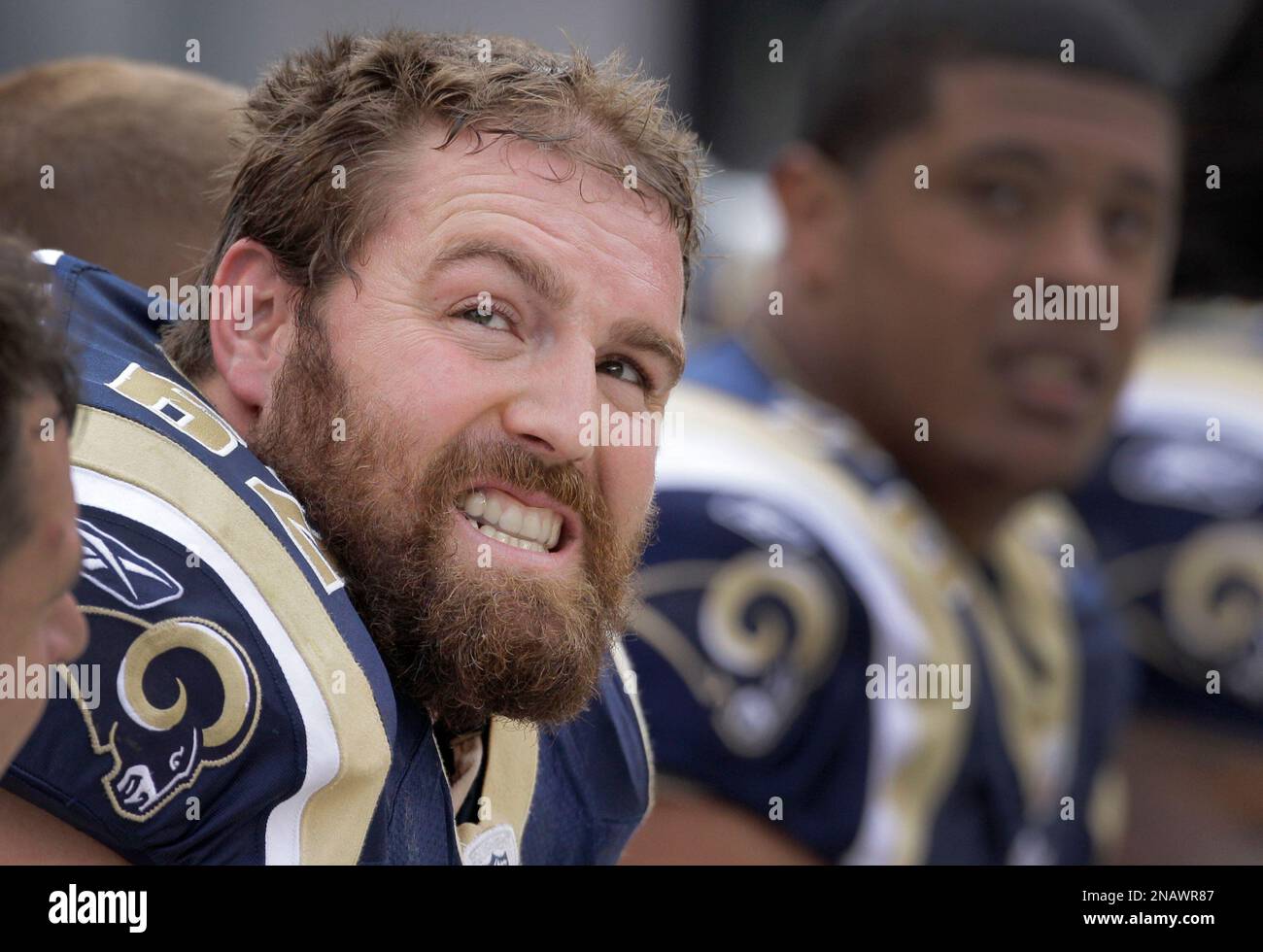 St. Louis Rams guard Harvey Dahl is seen on the team bench during the second quarter of the team's 13-12 win over the Cleveland Browns in an NFL football game on Sunday, Nov. 13, 2011, in Cleveland. (AP Photo/Amy Sancetta) Banque D'Images