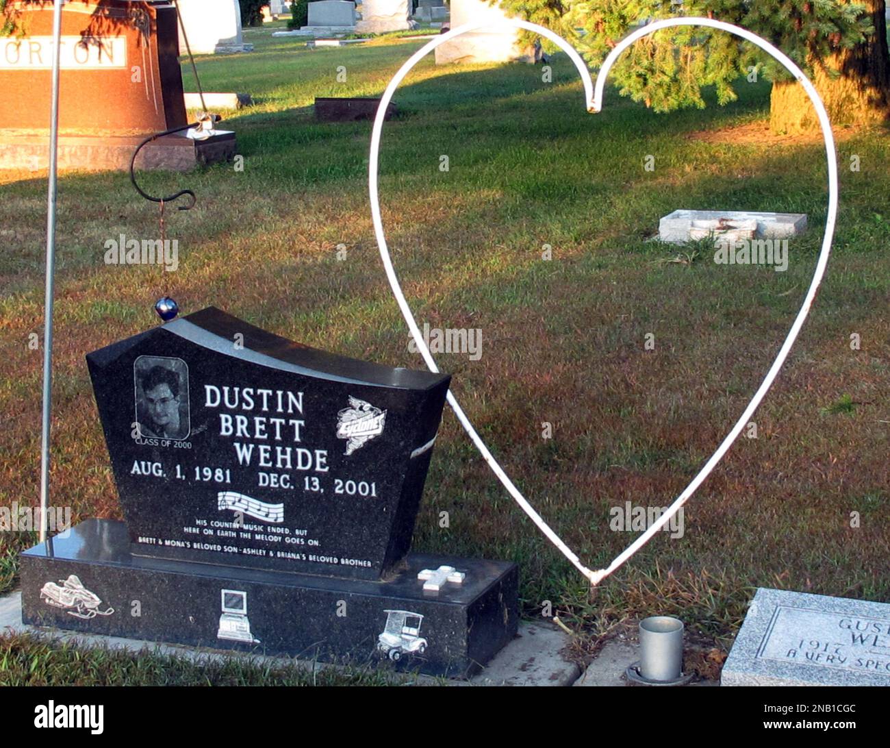 This Sept. 22, 2011 photo shows the grave site for Dustin Wehde at a