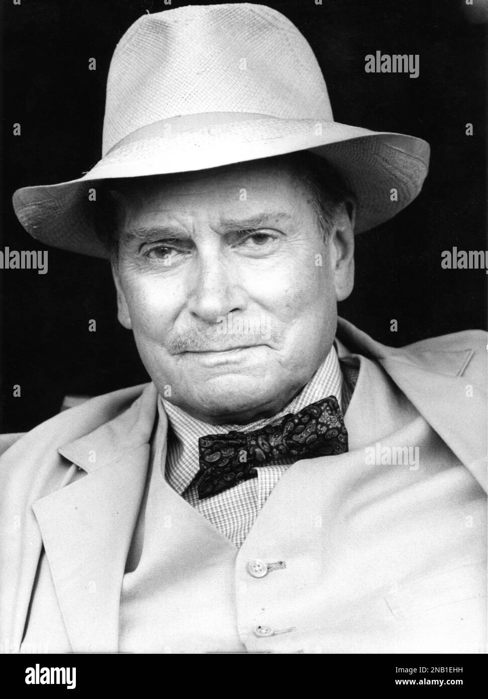 LAURENCE OLIVIER dans le film TV Un VOYAGE AUTOUR DE MON PÈRE 1982 réalisateur / producteur ALVIN RAKOFF play / scénario John Mortimer musique Marc Wilkinson Thames Television Banque D'Images