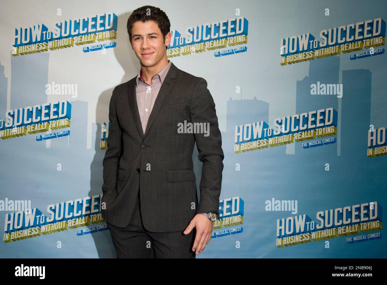 Nick Jonas attends a news conference to announce he will join the cast of Broadway’s "How to Succeed in Business Without Really Trying", in New York, Wednesday, Sept. 7, 2011. (AP Photo/Charles Sykes) Banque D'Images