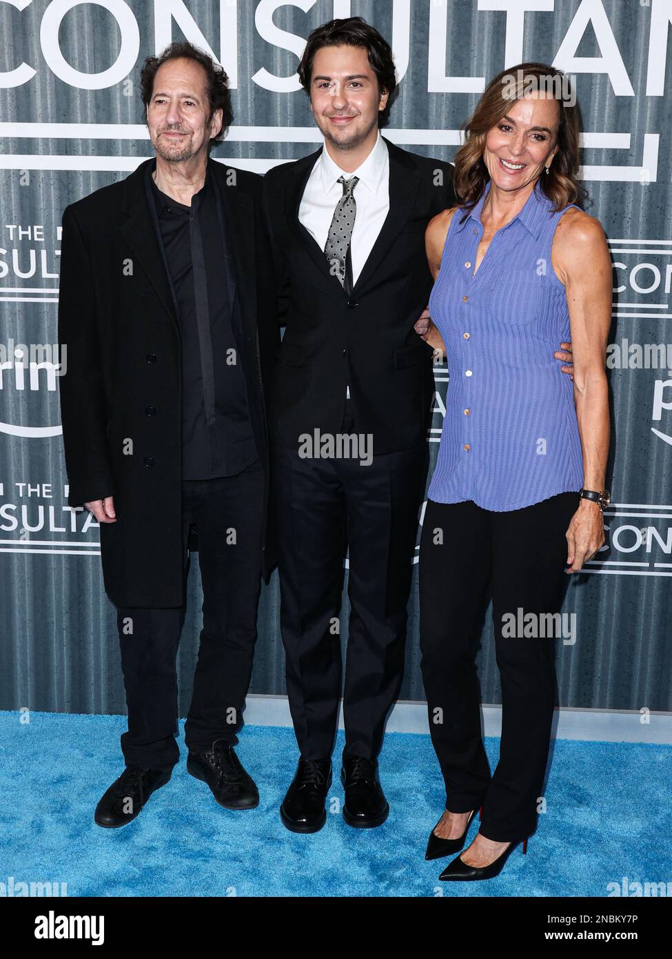Culver City, États-Unis. 13th févr. 2023. CULVER CITY, LOS ANGELES, CALIFORNIE, États-Unis - FÉVRIER 13 : Michael Wolff, NAT Wolff et Polly Draper arrivent à la première de Los Angeles de la saison 1 « The Consultant » d'Amazon Prime Video, qui s'est tenue au Culver Theatre sur 13 février 2023 à Culver City, Los Angeles, Californie, États-Unis. (Photo de Xavier Collin/image Press Agency) Credit: Image Press Agency/Alay Live News Banque D'Images