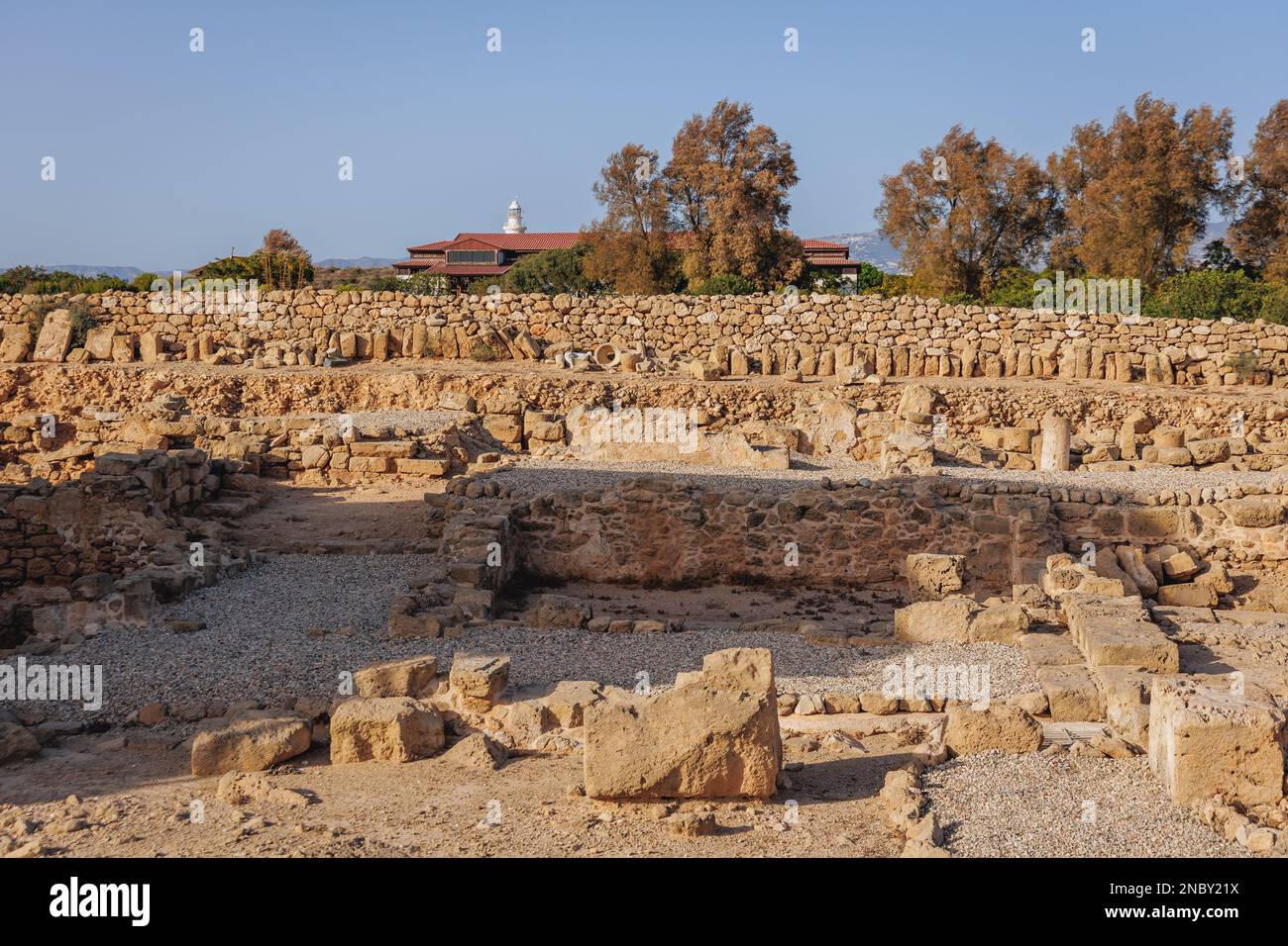 Ruines anciennes dans le parc archéologique de Paphos dans la ville de Paphos, pays insulaire de Chypre Banque D'Images